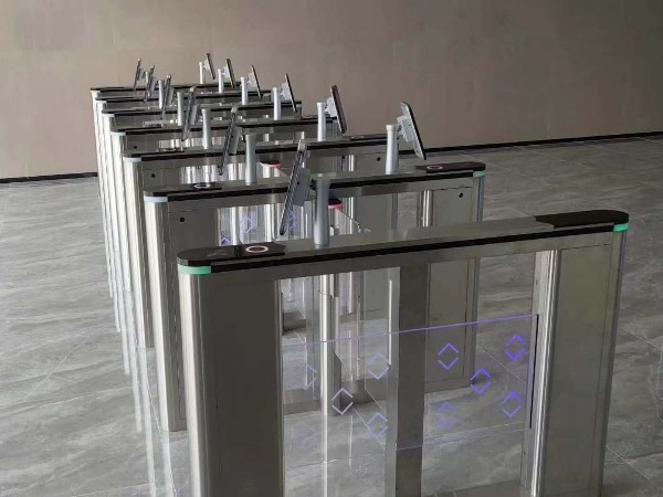 人臉識(shí)別門禁系統(tǒng)有哪些功能？快來了解吧！