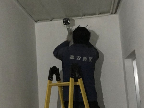 室內(nèi)安裝視頻監(jiān)控攝像頭時，位置和角度都有哪些需要注意的？