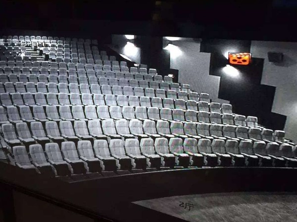 電影院里有監(jiān)控?cái)z像頭?你知道這個小秘密嗎